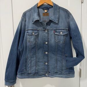 Y2K Levi's Women Trucker Distressed Faded Medium Blue  Red Tag Plus Jacket (3X)